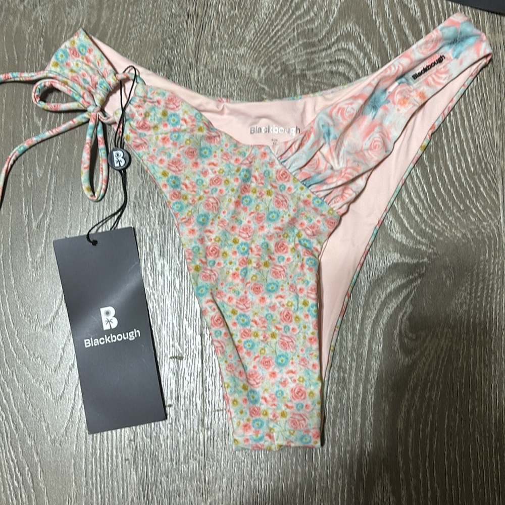 Blackbough Alana Bikini - Picture 7 of 8
